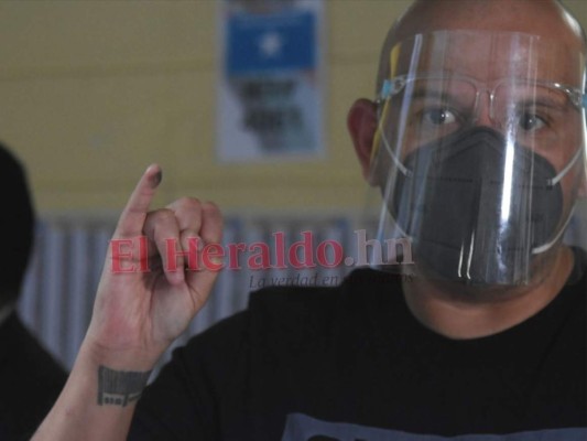 Curiosidades, preparativos y votos: Así transcurren las elecciones primarias en Honduras (FOTOS)