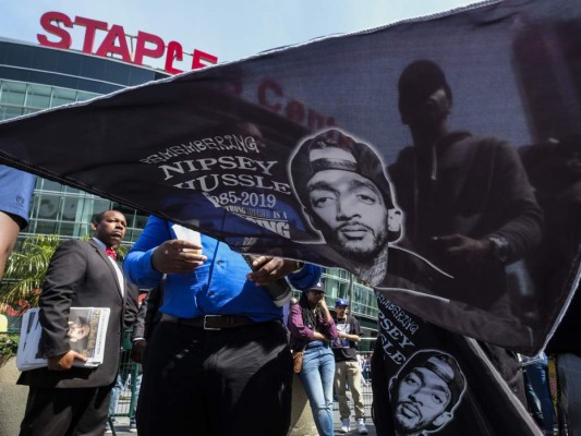 Carta de Obama es leída en homenaje a Nipsey Hussle