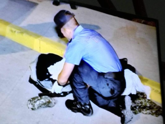 Desde vehículo lanzan sospechoso maletín a inmediaciones del Hato de Enmedio