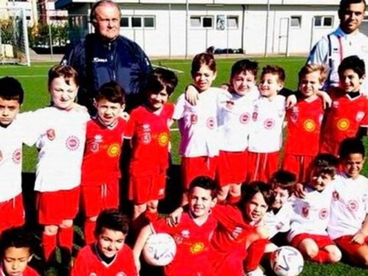 Entrenador es despedido tras ganar 27-0