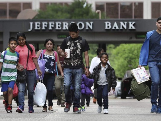 EE UU: Congresistas piden a Trump reconsiderar idea de cortar ayuda al Triángulo Norte de CA