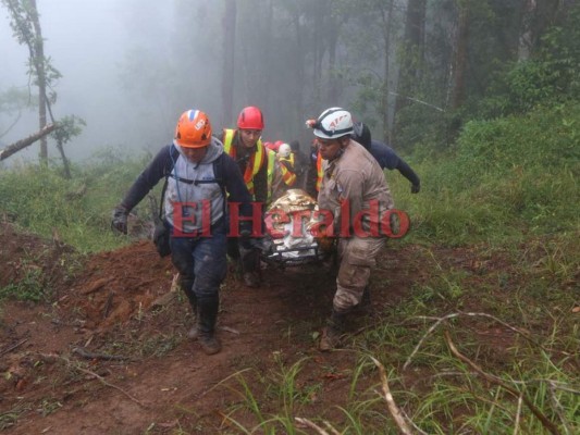 FOTOS: Así fue el rescate de los restos de Hilda Hernández y las otras 5 víctimas