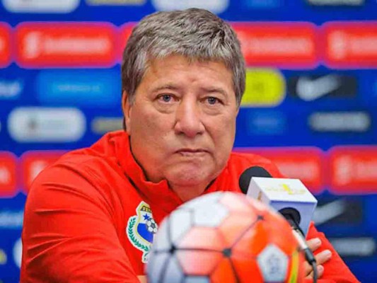 Bolillo Gómez: 'Yo estoy haciendo fuerza para que Pinto vaya al Mundial por ser colombiano'