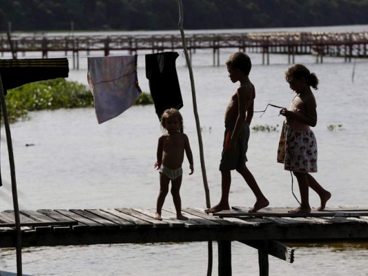 Dos niñas mueren por bala perdida durante tiroteo en Río de Janeiro