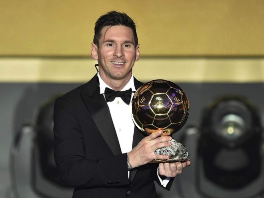 Ronaldinho se decanta por Cristiano Ronaldo o Messi para el premio The Best