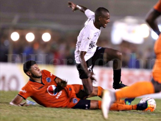 Wilmer Cruz: Ya estamos liquidados y en Tegucigalpa vamos a probar jugadores para el próximo torneo&nbsp;&nbsp;