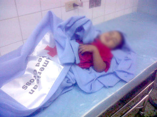 Niño sobrevivió cuatro días en una montaña