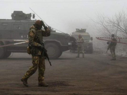 Un soldado ucraniano mata a cinco camaradas en una fábrica aeroespacial  