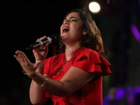 FOTOS: Artistas hondureños le cantaron a la Virgen de Suyapa durante la alborada en la Basílica Menor Nuestra Señora de Suyapa