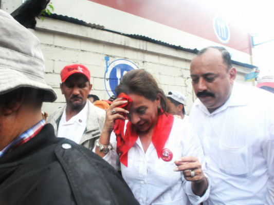 Zelayistas manipularon marcha de trabajadores