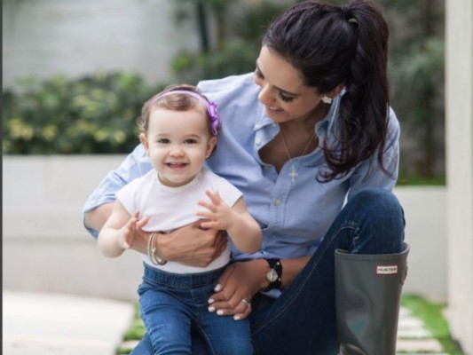 Mira las tiernas fotos de la hija de Atenas Hernández