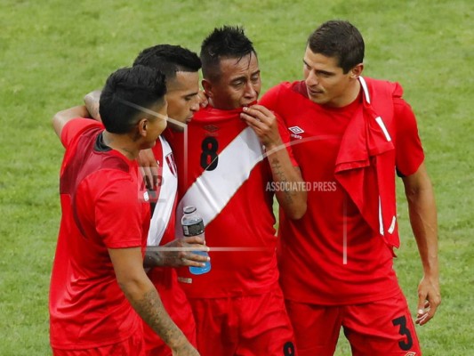 ¿Sampaoli, Bielsa, Pekerman? Las fichas de Perú si se va Gareca