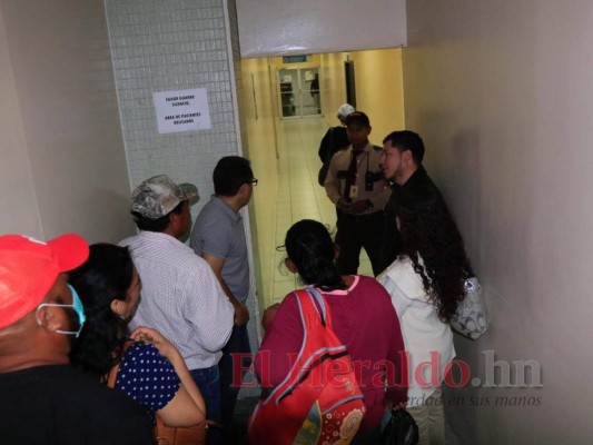 Plegarias, apoyo y fe: las muestras de cariño a Chelato Uclés (FOTOS)