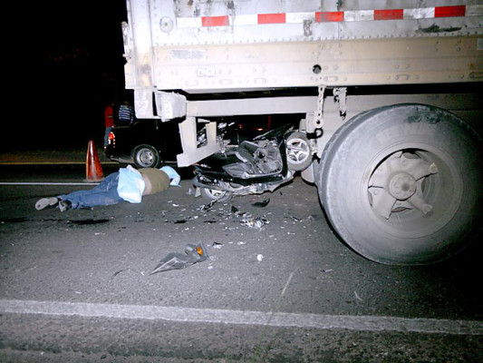 Accidente en anillo periférico deja un muerto