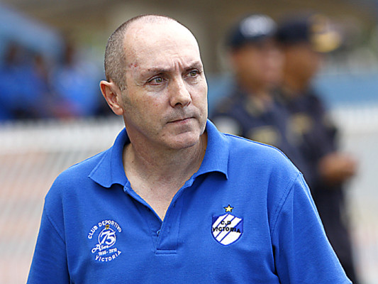 Pagarán 28 mil dólares a extécnico de equipo hondureño