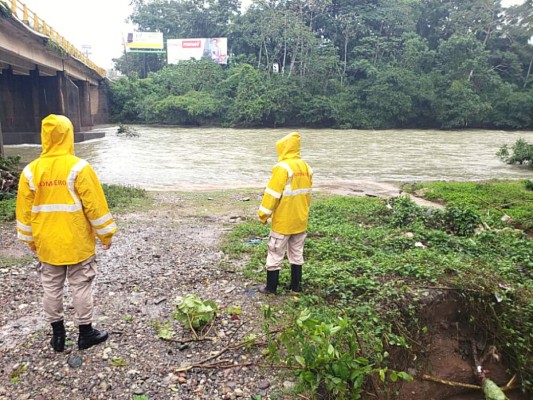 Bajo vigilancia los ríos en Atlántida y Colón por frente frío en Honduras