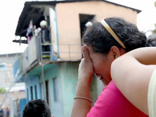 Incendio casi provoca tragedia en familia de 14 personas
