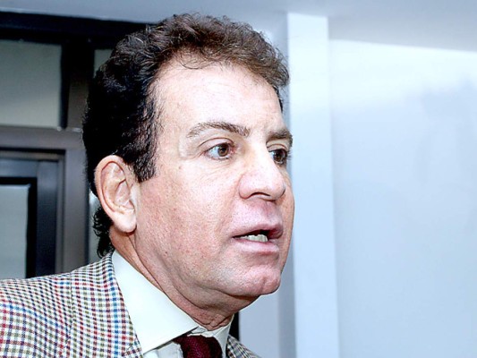 Nasralla hace llorar a diputadas del Pac