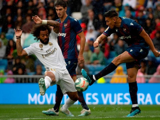 Marcelo se lesiona y es duda ante el PSG por un problema cervical