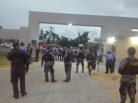 Ministro de Finanzas: 'Este martes se les pagarán aguinaldos a todos los cuerpos de la Policía Nacional”