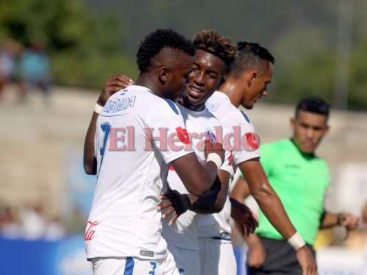 Olimpia venció 2-0 al modesto Altamira en El Paraíso