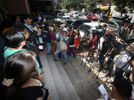 Interponen denuncia por agresiones de policías en manifestaciones en Honduras