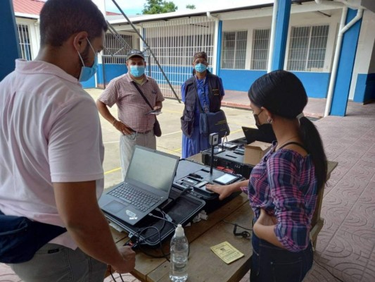 Observadores de UE siguen evaluación del ambiente preelectoral en todo Honduras