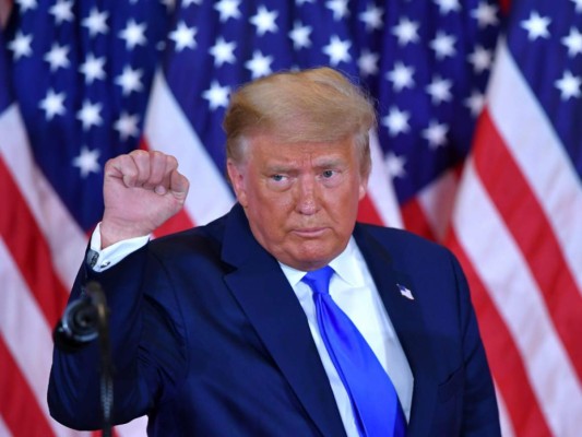 Trump asegura que ganó las elecciones; recuento continúa en varios estados