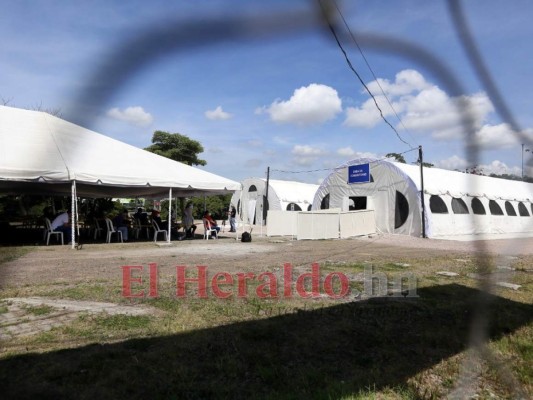 A toda marcha, centros triaje de Bazar del Sábado y CCI atienden a pacientes covid