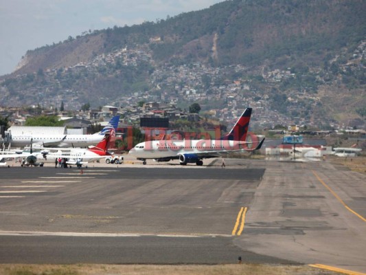 Cortocircuito provocó suspensión de vuelos en el aeropuerto Toncontín