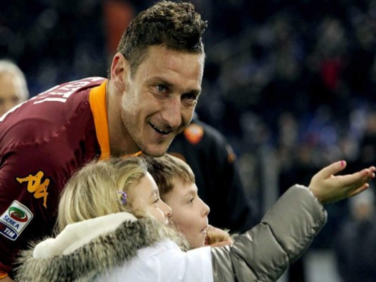 Francesco Totti pagó a la policía para impedir el secuestro de su hijo