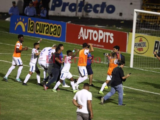 FOTOS: Así fue la celebración de Olimpia al proclamarse campeonísimo de Honduras