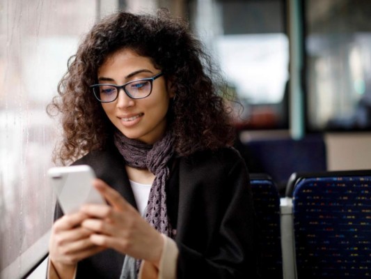 5 gestiones bancarias que puedes hacer desde tu celular y te ahorran mucho tiempo