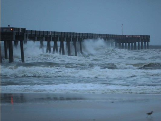 Huracán Michael pasa a ser 'extremadamente peligroso' al subir a categoría 4