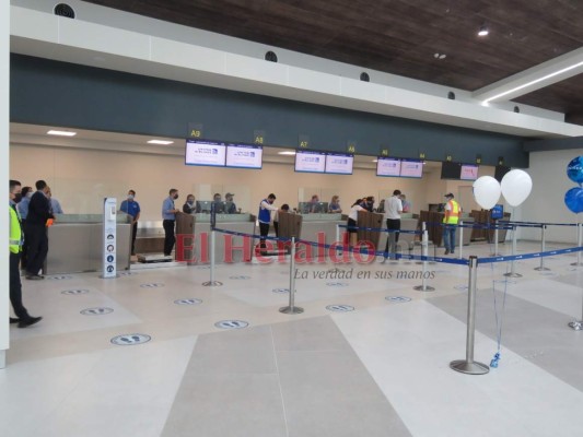FOTOS: Así luce el aeropuerto de Palmerola en sus primeros días de vuelos