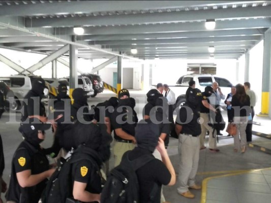 Intervienen la Secretaría de Seguridad en busca de documentos por actos corrupción