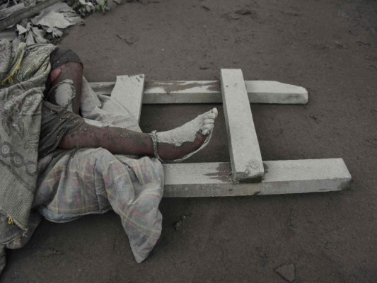 Suben a 62 los muertos en Guatemala tras erupción del volcán de Fuego