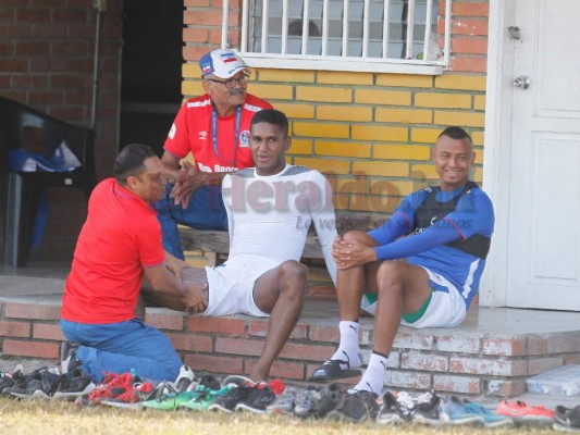 FOTOS: Así fue el regreso de Brayan Beckeles a los entrenamientos de Olimpia
