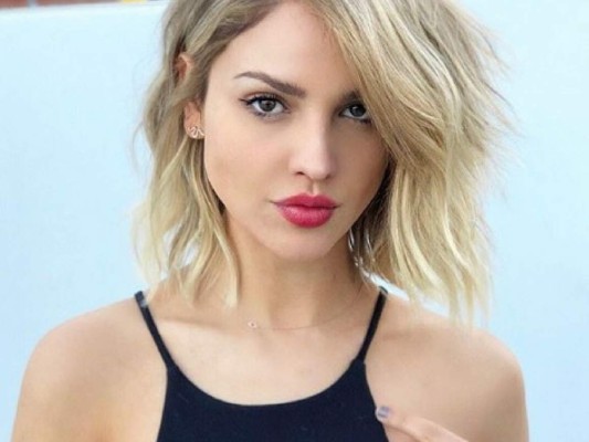 Eiza González brilló con luz propia en la MET Gala 2018