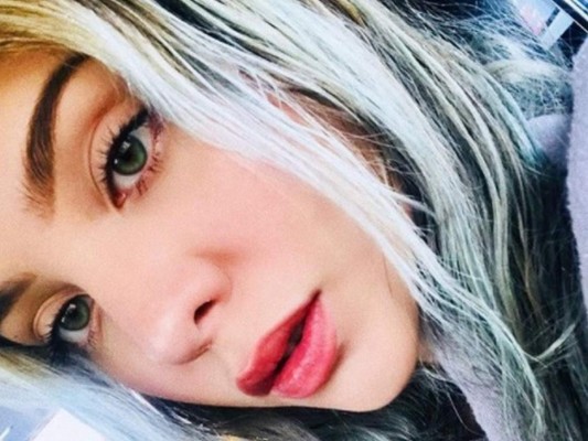 Sheryl Rubio, la actriz venezolana que sorprende continuamente con sus cambios de looks