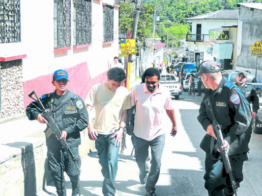 Auto de prisión por masacre de familia