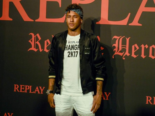 'Se busca por traidor', así intimidan a Neymar en Barcelona