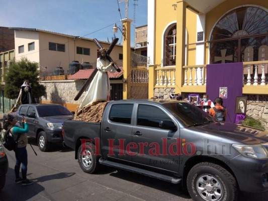 FOTOS: Iglesia revive la pasión y la fe con especial viacrucis el Viernes Santo