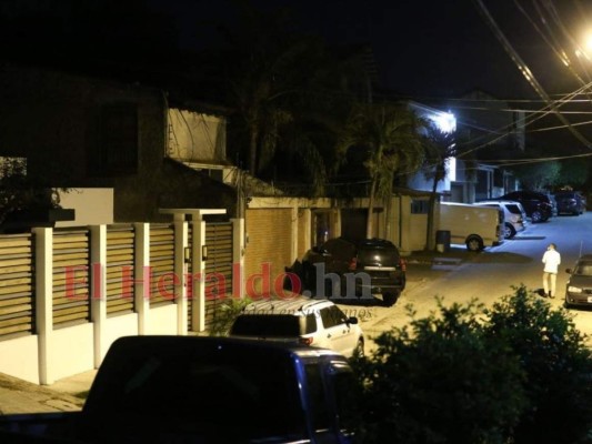 Resguardada por agentes policiales: así amanece la residencia de Xiomara Castro (FOTOS)