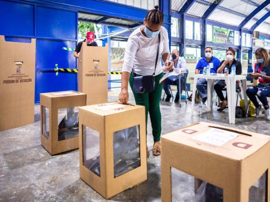 Cierran centros de votación en comicios generales de República Dominicana&nbsp;