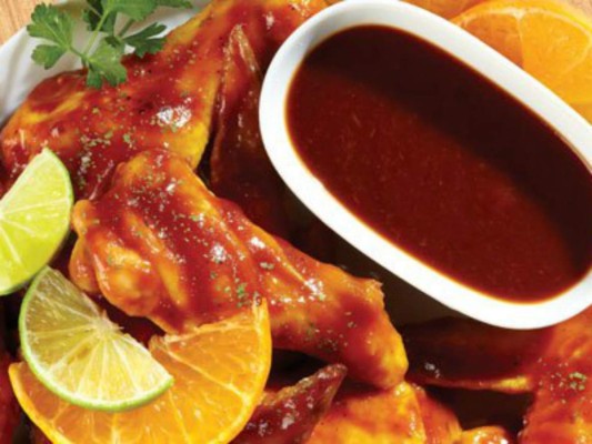 Aprende a cocinar unas deliciosas alitas con salsa de mandarina