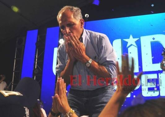 Nasry 'Tito' Asfura es el candidato del Partido Nacional para las elecciones generales luego de derrotar a Mauricio Oliva. Foto: Marvin Salgado / EL HERALDO.