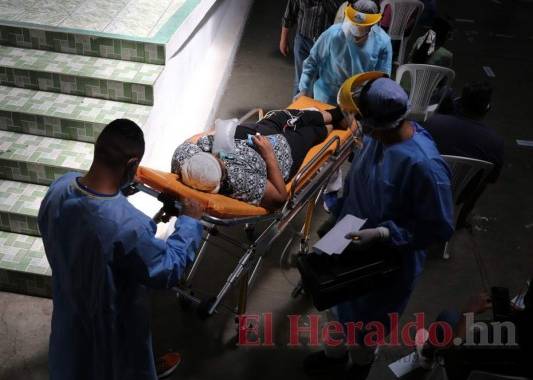 Los casos graves de covid-19 se están disparando en toda Honduras. Foto: David Romero/ EL HERALDO.
