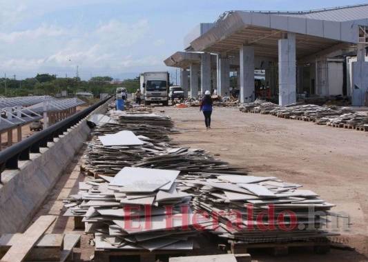 Más de 200 millones de dólares han sido invertidos hasta el momento en la construcción del aeropuerto de Palmerola en Comayagua. Foto: Jhony Magallanes/El Heraldo