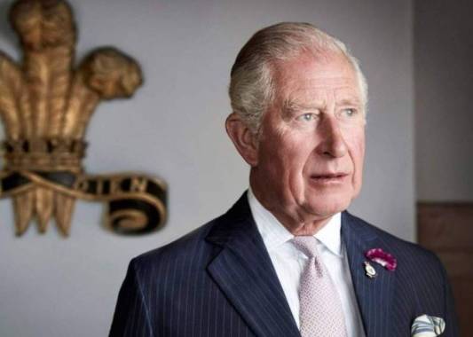 Carlos, príncipe de Gales, es el hijo mayor de la reina Isabel II y del príncipe Felipe. Foto: AFP